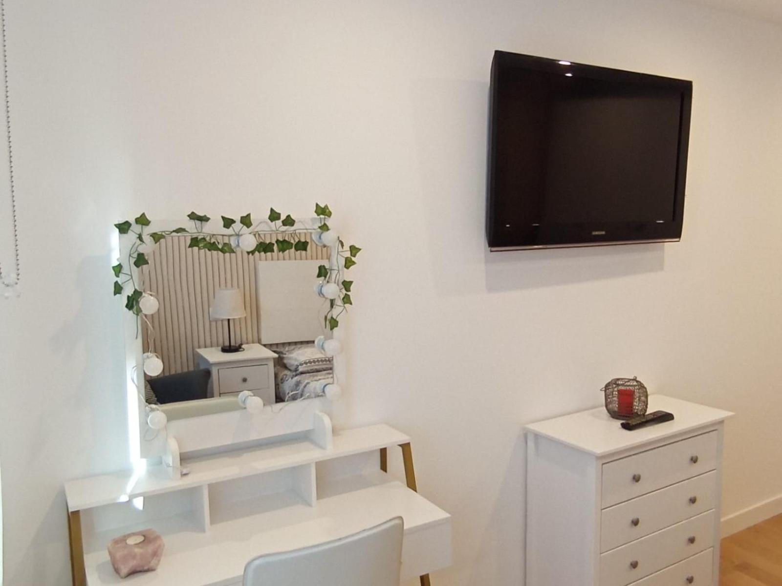Apartamento Peace Home Astillero El Astillero Exterior foto